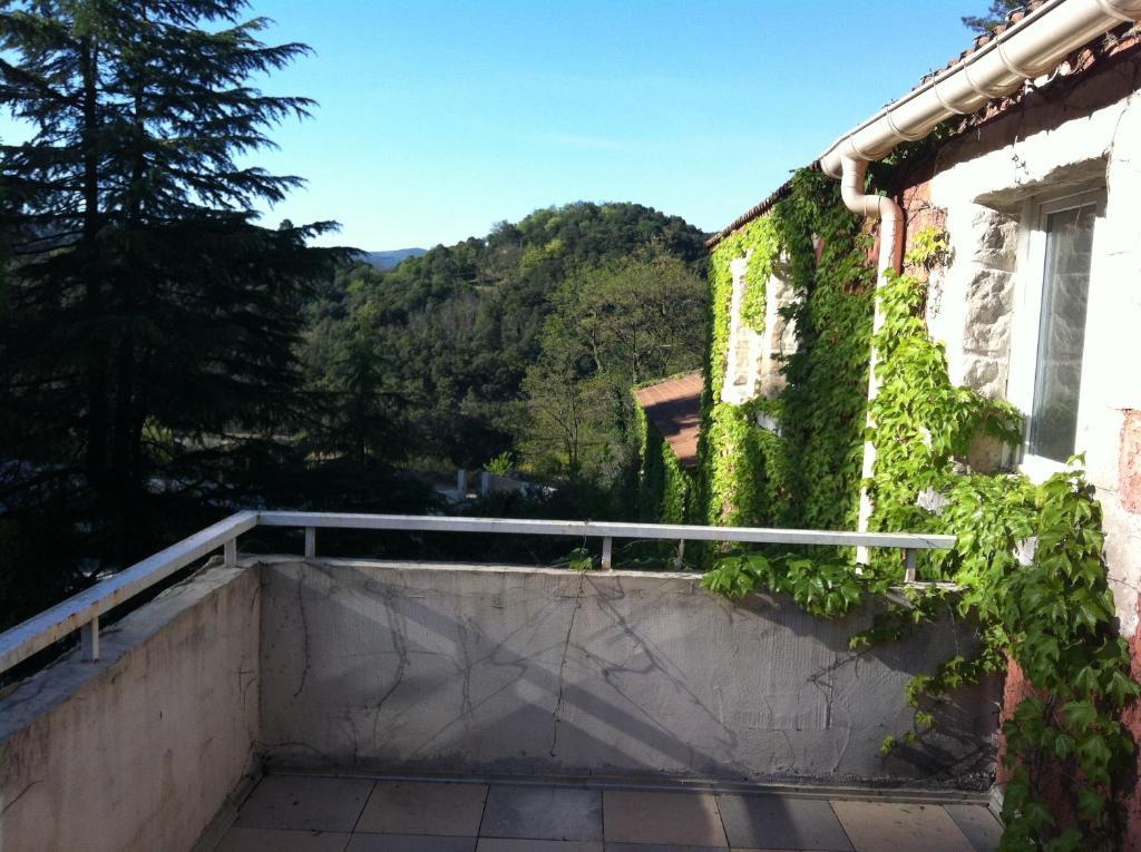 Apart'Hotel Les 4 Sources Corbes Exterior photo